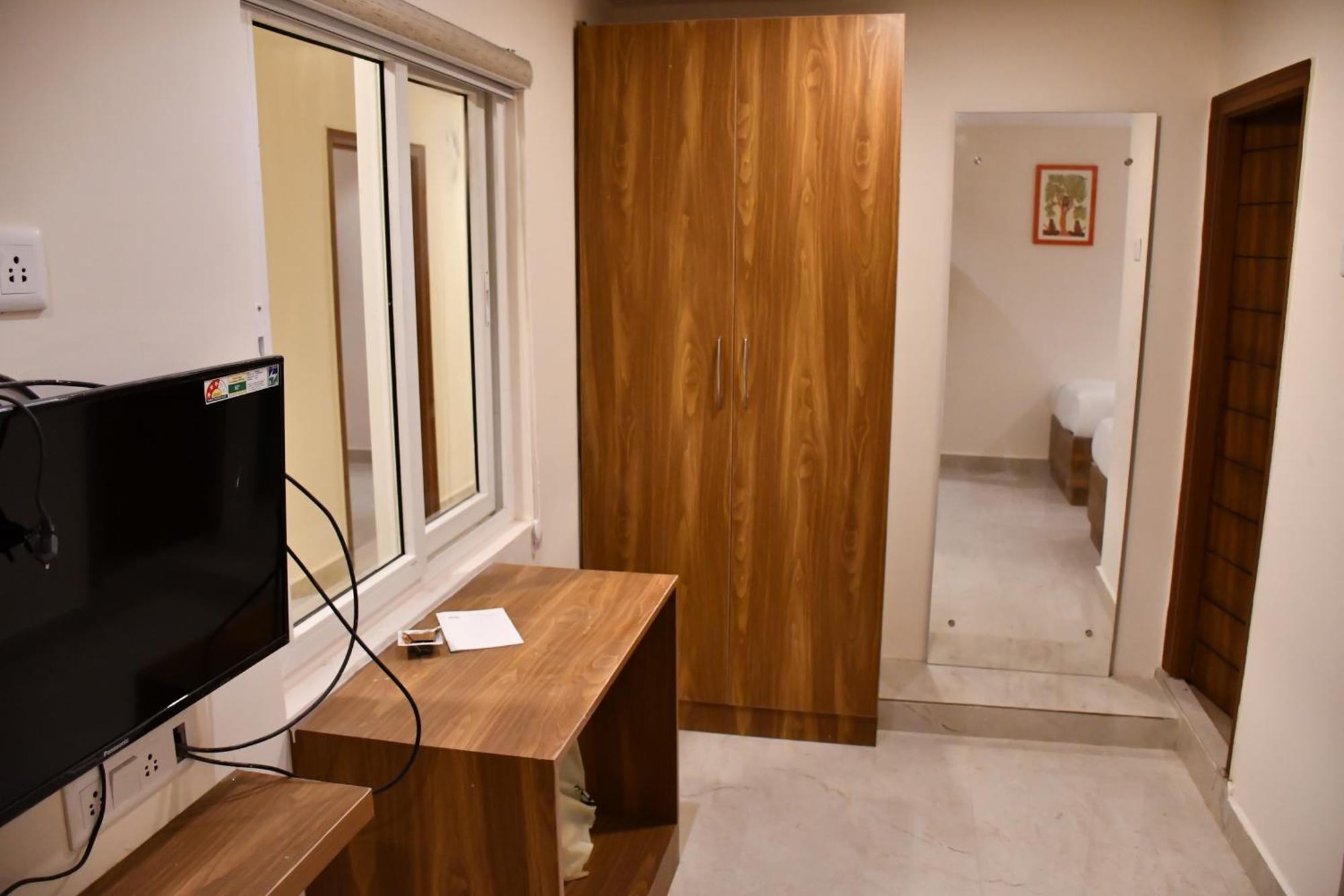 Dhruv Elite And Banquets Hotel Hyderabad Eksteriør billede
