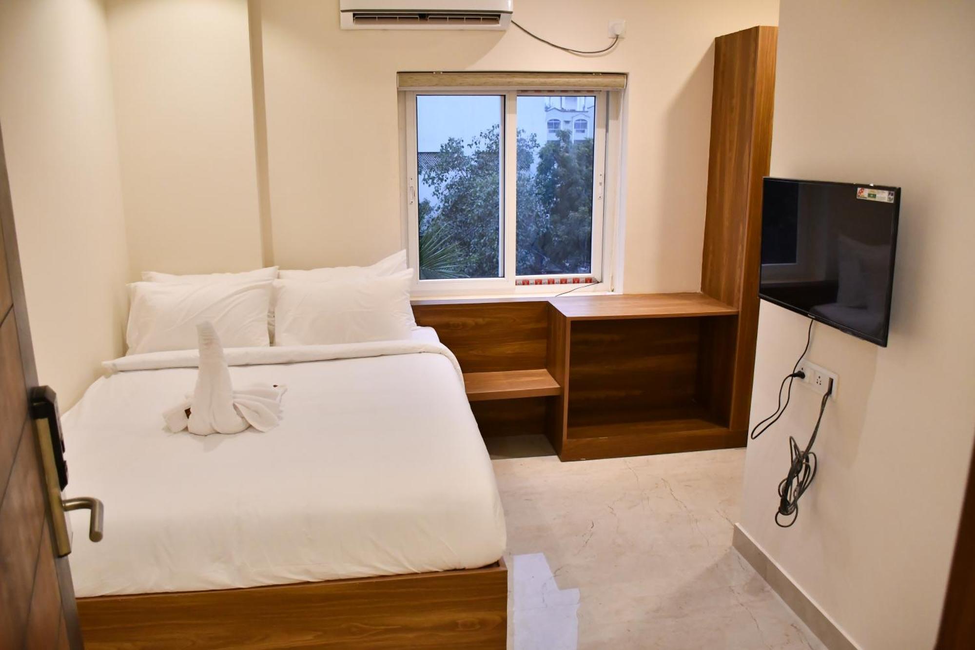 Dhruv Elite And Banquets Hotel Hyderabad Eksteriør billede